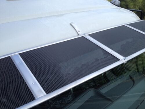Mitsubishi/Fuso Canter 1995 -2004 Standard Cab Mesh Windscreen Sunvisor - Image 4