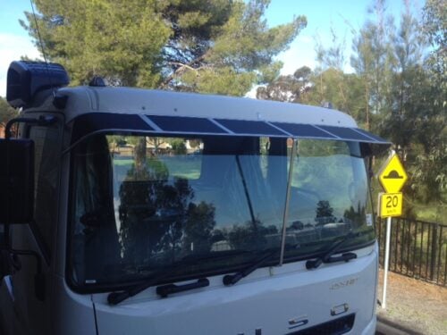 FV-FP Mitsubishi Prime Mover 2008on Mesh Windscreen Sunvisor - Image 3