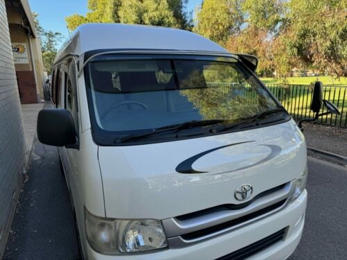 Toyota Hiace Van LWB 2005- May 2019 Mesh Windscreen Sunvisor - Image 2