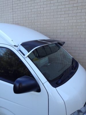 Toyota Hiace Van SLWB wide cab 2005-05/19 Mesh Windscreen Sunvisor - Image 4