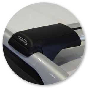 Nissan Pathfinder R52 with roof rails 10/2013-11/2022 Yakima Roof Racks (pr) (S56Y) - Image 3