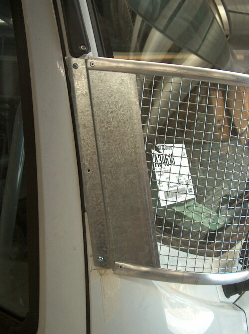Isuzu FV-Y 2008on Mesh Windscreen Sunvisor - Image 2