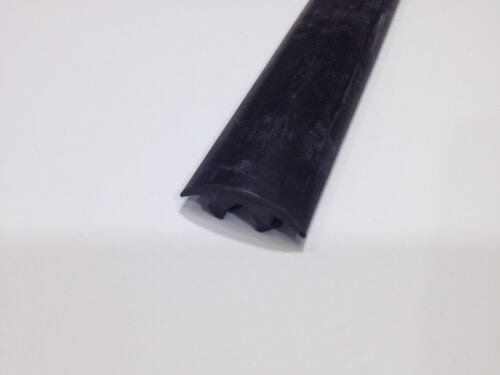 Thule 1500031710 Aero Bar Top Rubber Insert (1500mm) - Image 2