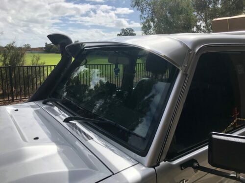 Toyota LandCruiser Ute, Dual Cab, wagon and Troopy Solid Windscreen Sunvisor - Image 7