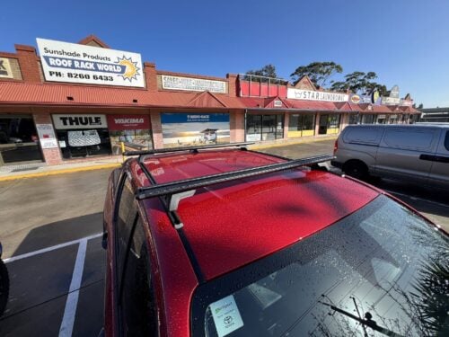 Toyota Hilux 4dr Ute Double Cab 10/15on Yakima Lock n Load 2 Bar Roof Rack (9813516/8000143/8000321) - Image 3