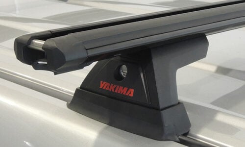 Toyota Land Cruiser 200 Series 4dr 4WD 11/07on Yakima Lock n Load 2 Bar Roof Rack (YLT006)