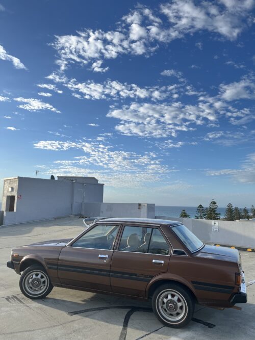 Toyota Corolla KE70-72 1982-1984 Mesh Windscreen Sunvisor - Image 2