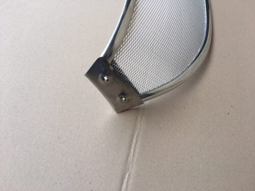 Volkswagen Beetle & SuperBug (curved window) 1972-1976 Mesh Windscreen Sunvisor - Image 7