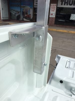 Mitsubishi MQ-MR Triton Sleeved Rear Roof Rack - Image 4