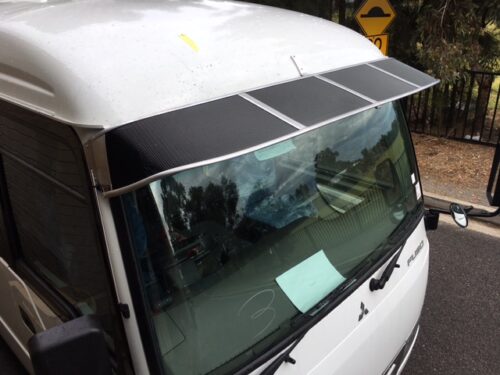 Mitsubishi/Fuso Rosa Bus 2006 onwards Mesh Windscreen Sunvisor - Image 4