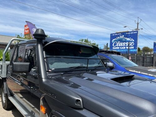 Toyota 70-79 Series Landcruiser (with factory snorkel) Black Windscreen Stone Guard - Image 13