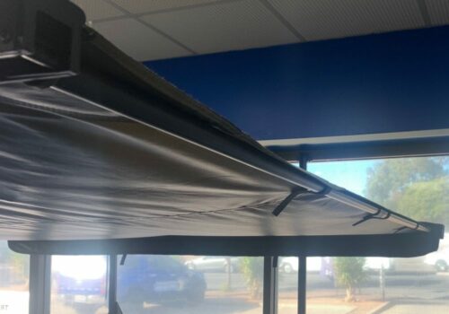 2.5m Sunseeker Awning Rhino-Rack SP256 Support Pole - Image 3