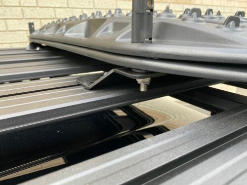 MaxTrax Holder Brackets(pr) with 4 x MaxTrax pins - Image 11