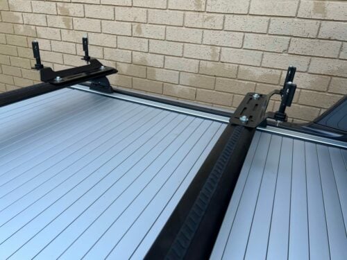 MaxTrax Holder Brackets(pr) with 4 x MaxTrax pins - Image 2