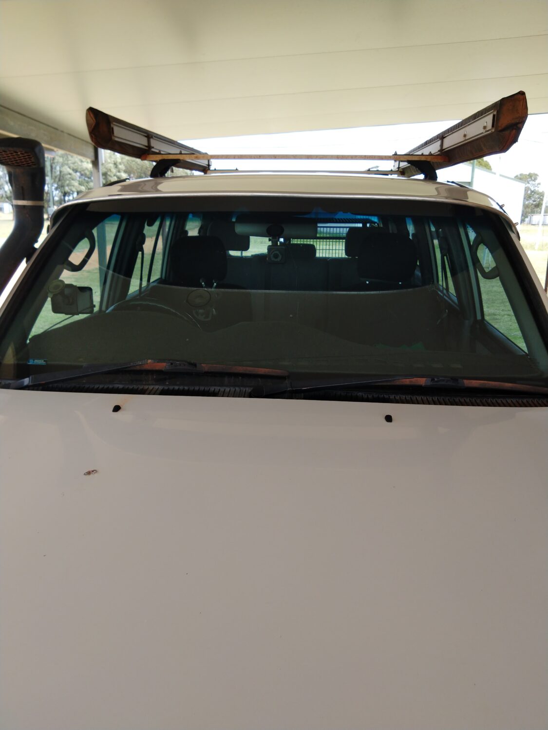 Toyota Land Cruiser 100105 Series 03/199810/2007 Solid Windscreen