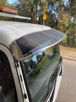Mitsubishi/Fuso Canter City Narrow Cab Mesh Windscreen Sunvisor (2015on) - Image 3