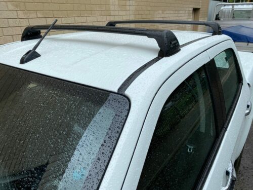 Isuzu DMax Dual Cab 2020on Yakima Flush Black Roof Racks (S7YB/K671) - Image 2
