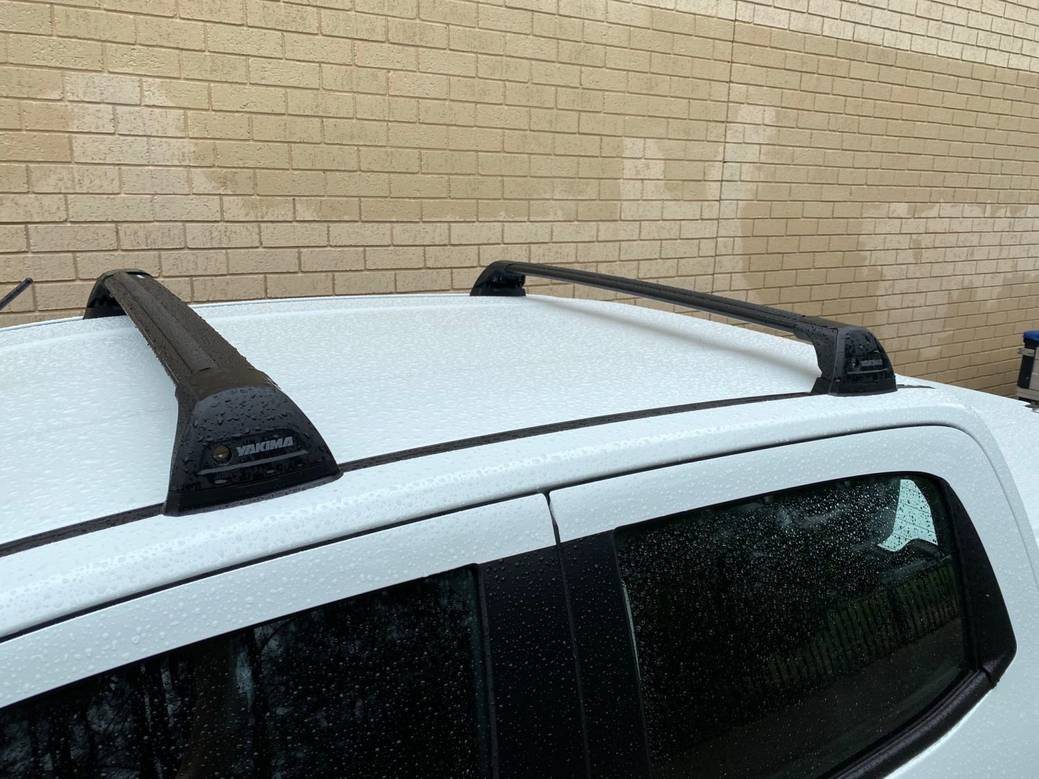 Isuzu DMax Dual Cab Yakima Flush Bar Roof Rack Roof Rack World