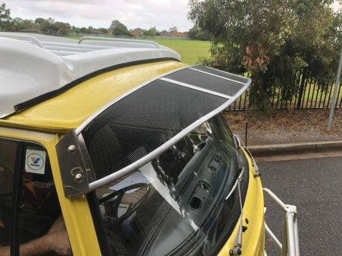 Volkswagen Kombi 1968 -1980 Mesh Windscreen Sunvisor - Image 3