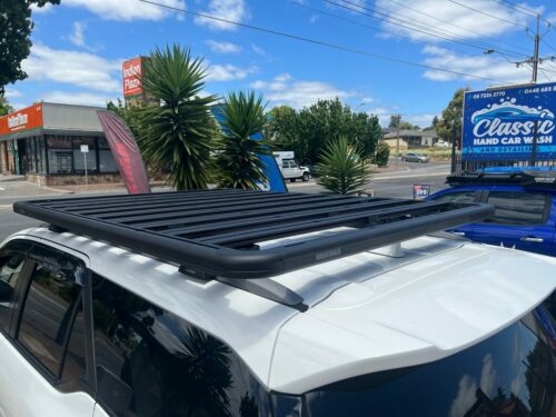 Toyota Fortuner GXL / Crusade With Flush Rails 11/15on Yakima Lock'n Load Platform (1930x1380mm) (YPTY015C) - Image 6