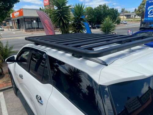 Toyota Fortuner GXL / Crusade With Flush Rails 11/15on Yakima Lock'n Load Platform (1930x1380mm) (YPTY015C) - Image 7