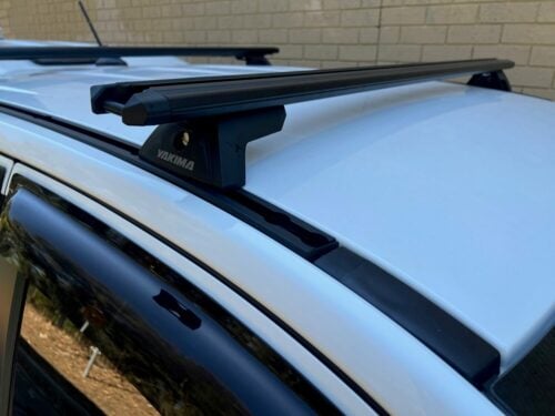 VW Amarok Dual Cab 2023- Onwards (no rails) Yakima Trim HD (2 bars) (9813516/9812105/K611) - Image 3