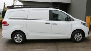 LDV G10 Van 2015 - on Wedgetail Commercial-Max Tradesman Roof Rack 2.4m x 1.4m - Image 5