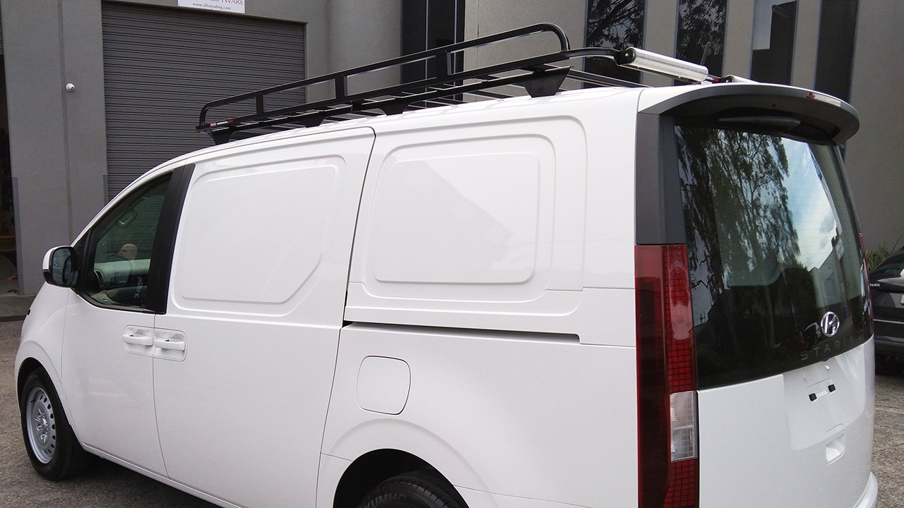 Hyundai Staria Load 2021onwards Wedgetail Commercial-Max Tradesman Roof ...