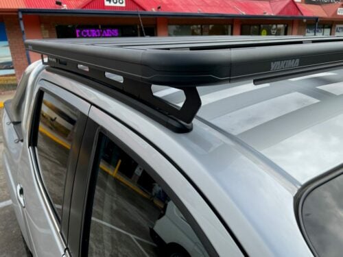 Nissan Navara NP300 Dual Cab Yakima Ruggedline Platform (D23- 2015 onwards) 1400mm x 1375mm (YRGLO21l) - Image 2
