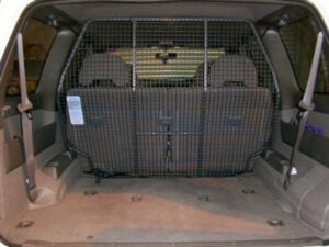 Isuzu MUX Gen2 2021onwards AutoSafe Cargo Barrier (CBIMUX21) - Image 4