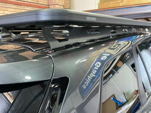 Ford Everest (Next Gen 2022on) Ambiente, Trend & Sport Yakima Ruggedline 9812177 Mounting System - Image 3
