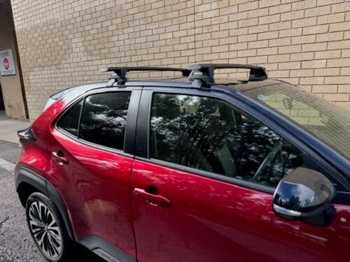 Toyota Yaris Cross 5dr SUV 11/2020 - on Yakima Black Thru Bars (2) (S16YB/K1194) - Image 5