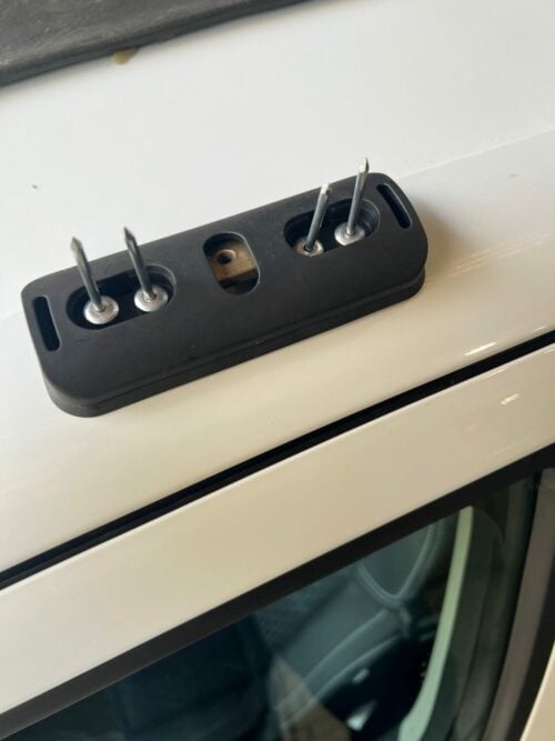 LDV T60 Dual Cab Oct 2017on (no rails) Pad Mounted Rhino-Rack Vortex Roof Racks (pr) - Image 8