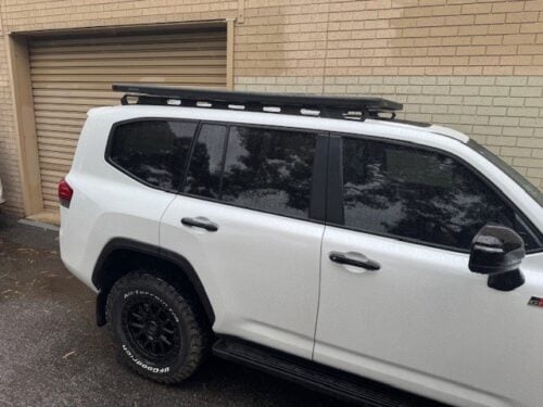 Toyota 300 Landcruiser Yakima LockNLoad RuggedLine Platform (1930mm x 1300mm) (YRGL024P) - Image 4