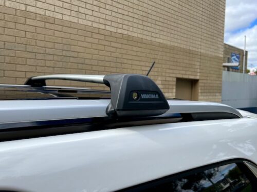 Ford Everest Next Gen Oct 2022on (with raised rails) Yakima Black flush Roof Racks (S27YB/K328) - Image 4