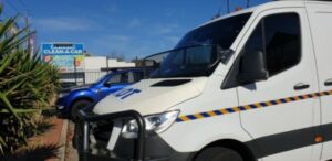 VW Crafter Black 300mm Windscreen Stone Protector - Image 6