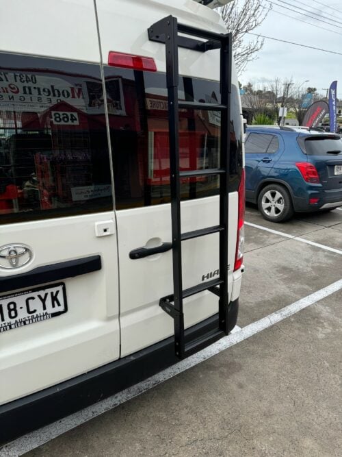 Front Runner LADD019 Universal Medium (6 steps 1780mm) Rear Door Ladder - Image 2