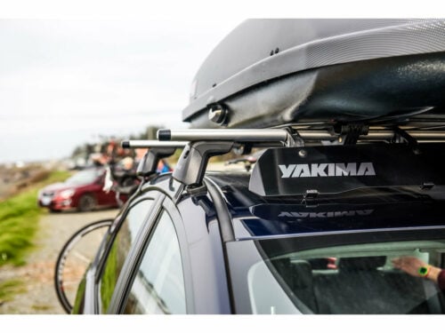 Hyundai Santa Fe 2018- May 2024 (with flush rails) Yakima JetStream Thru Bars Silver (2) (9813507/9813657/9813044) - Image 5