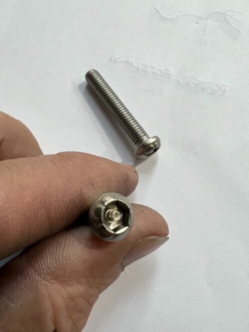 Rhino-Rack B092-BP M6 x 35mm Button Head Security Screws (6 pack) - Image 3