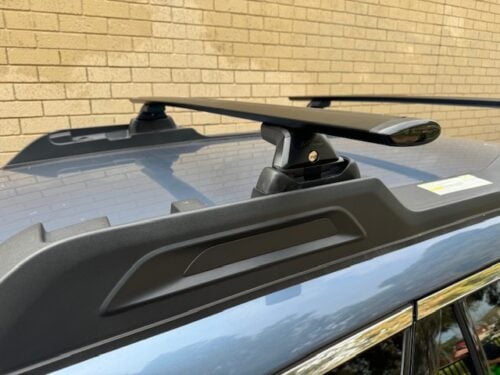 Subaru Outback 5dr Wagon With Swing Out Bars 2020on Yakima Jet Stream Bars (pr) (9813501/9813024/9813827) - Image 2