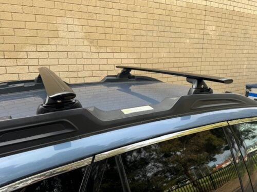 Subaru Outback 5dr Wagon With Swing Out Bars 2020on Yakima Jet Stream Bars (pr) (9813501/9813024/9813827) - Image 3