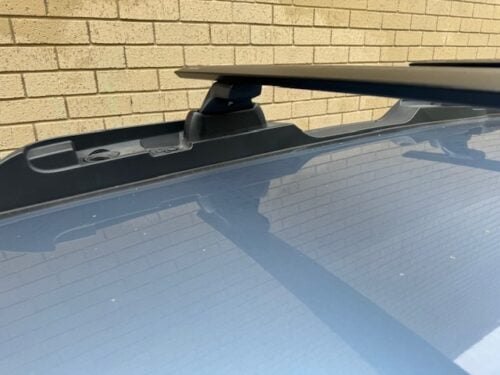 Subaru Outback 5dr Wagon With Swing Out Bars 2020on Yakima Jet Stream Bars (pr) (9813501/9813024/9813827) - Image 4