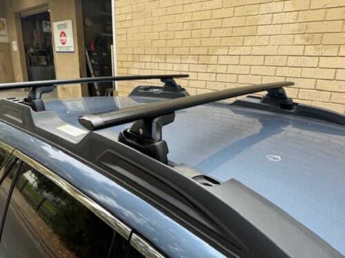 Subaru Outback 5dr Wagon With Swing Out Bars 2020on Yakima Jet Stream Bars (pr) (9813501/9813024/9813827) - Image 6