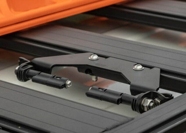Stealth Folding Maxtrax Mounts suits ARB Base Rack Kaon KS0415 - Roof ...