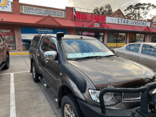 Mitsubishi Triton ML-MN - Bonnet anti-glare strip | Solarscreen Dash Shade - Image 4