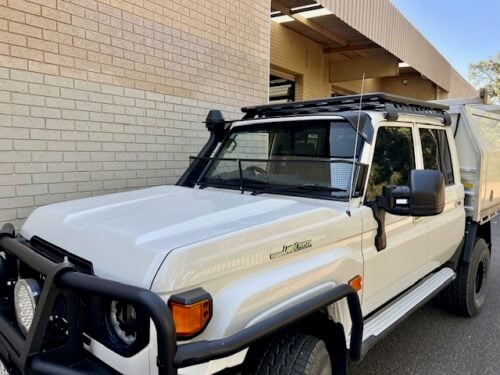 Toyota 70-79 Series Landcruiser (with factory snorkel) Black Windscreen Stone Guard & Mesh Sunvisor Bundle - Image 5