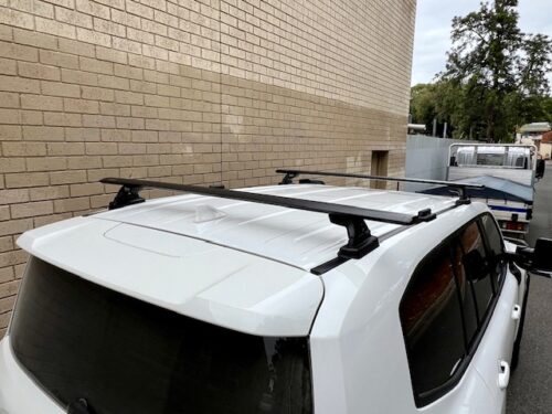 Toyota Landcruiser 300 Series without roof rails 2021 onwards Yakima Jetstream Black 2 Roof bars (9813502/9813832/9813024) - Image 6