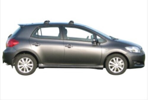 Toyota Corolla 5 Door Hatch 2007 - 2012  Yakima Silver Flush Bar Roof Racks (S4Y/K318) - Image 2