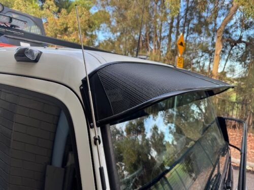 Mitsubishi/Fuso Canter 2006on Standard Cab Mesh Windscreen Sunvisor (Black) - Image 2