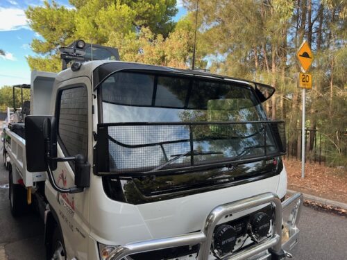 Mitsubishi/Fuso Canter 2006on Standard Cab Mesh Windscreen Sunvisor (Black) - Image 8